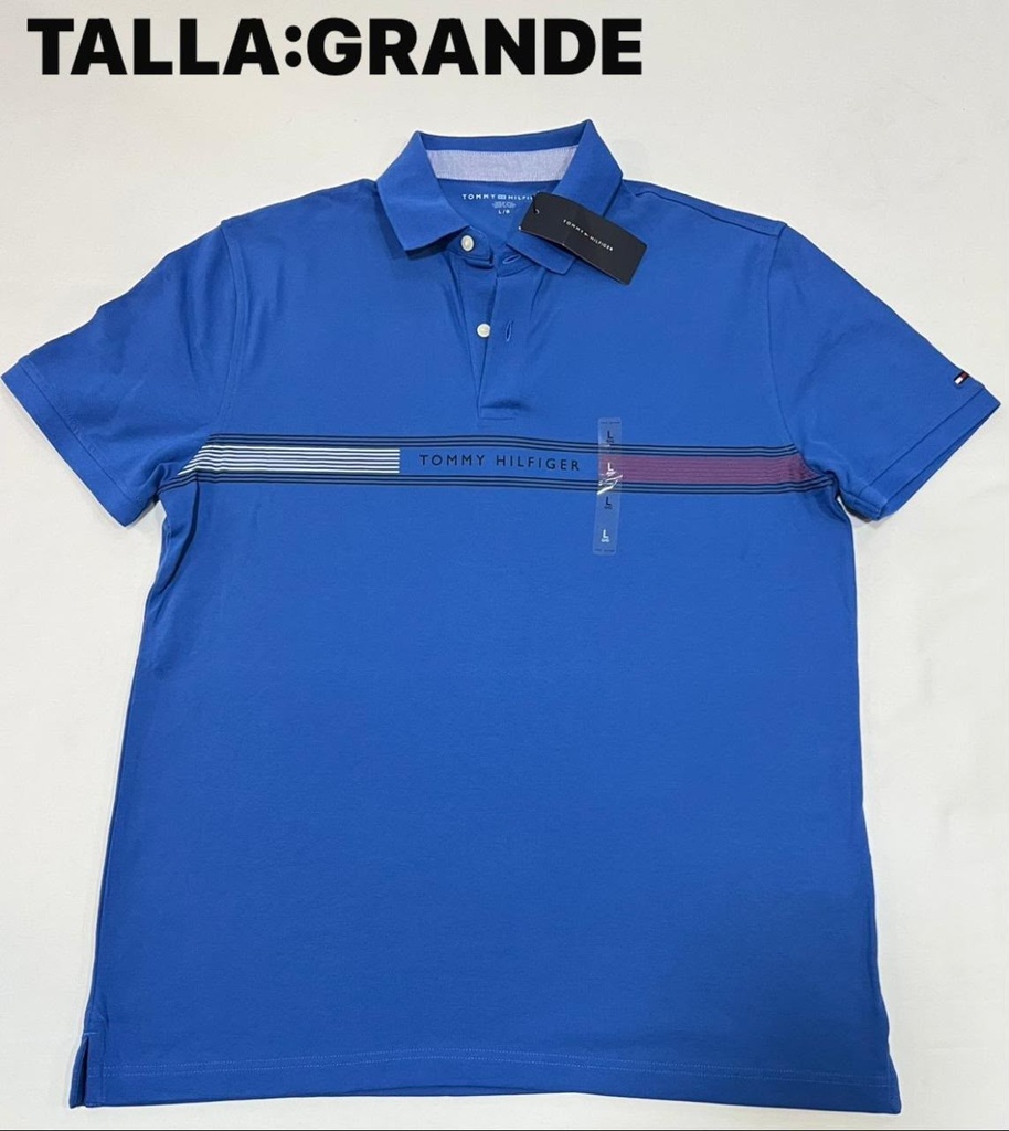 Playera Tommy Hilfiger azul con una franja horizontal en el pecho talla L