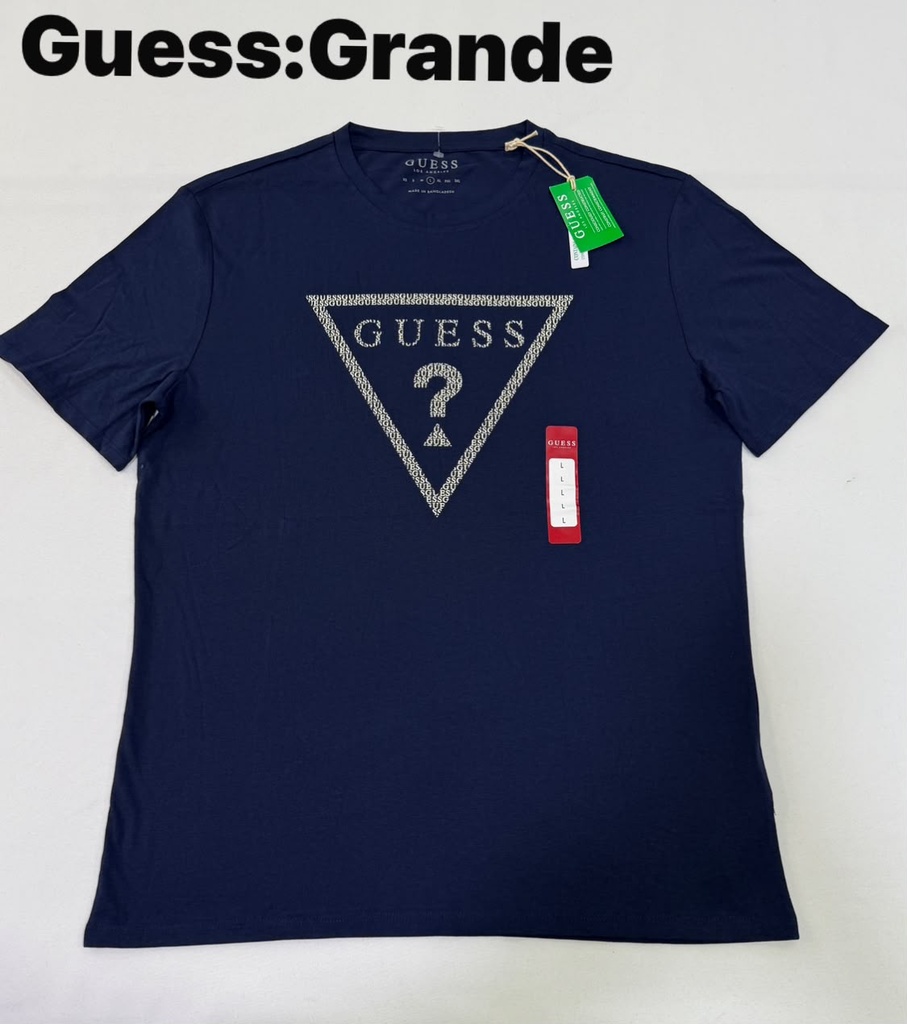 Playera GUESS azul marino con logotipo de triángulo en el pecho talla L