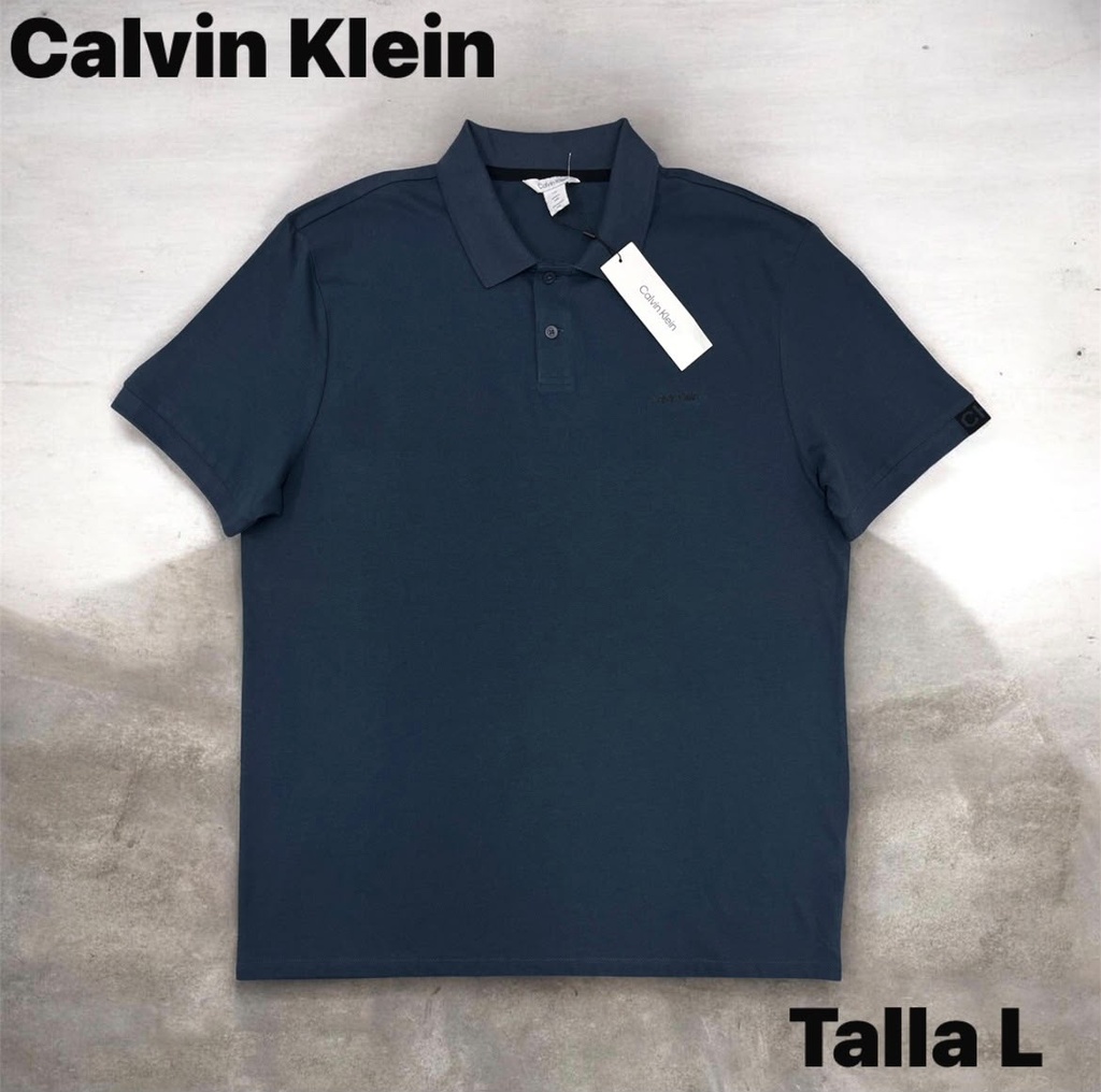 Playera Calvin Klein con logo bordado talla L