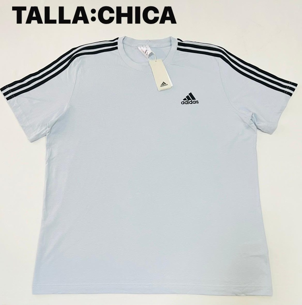 Playera Adidas con las franjas negras en las mangas talla S