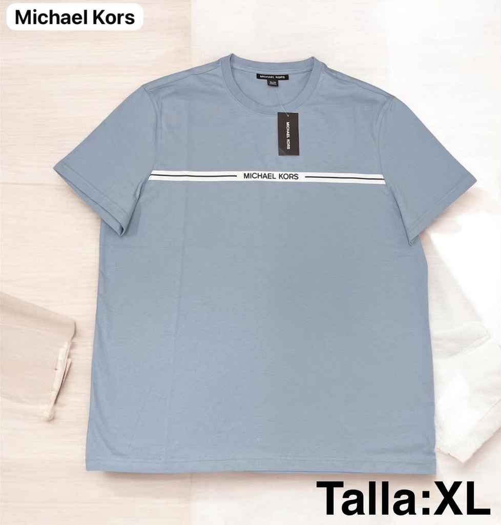 Playera Michael Kors azul claro con franja horizontal en el pecho talla xl