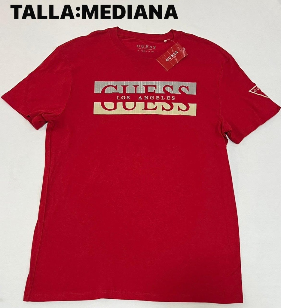 Playera GUESS roja con doble logotipo estampado los Angeles en el pecho talla m