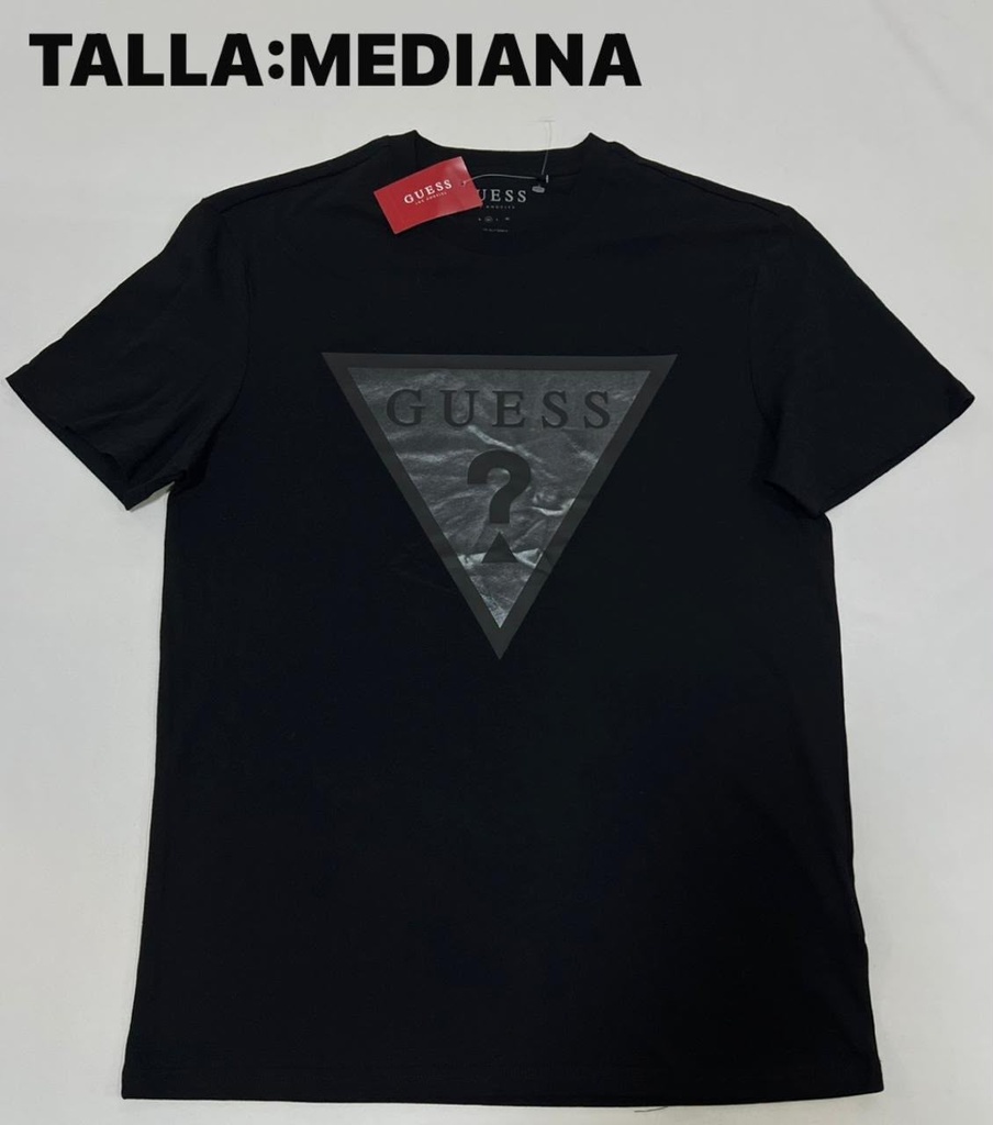 Playera GUESS negra con logotipo triangular frontal talla m