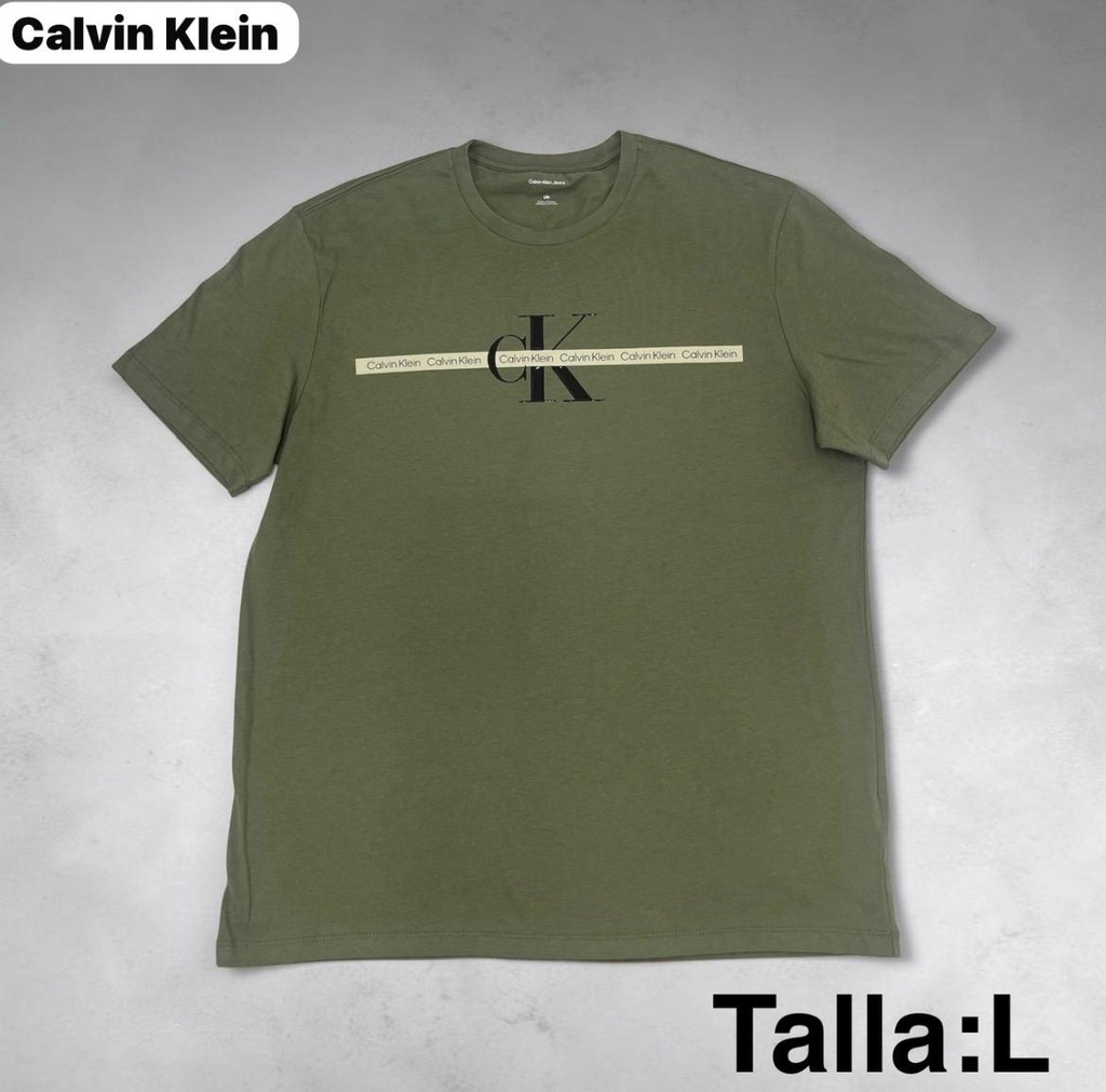 Playera Calvin Klein en tono olivo talla L
