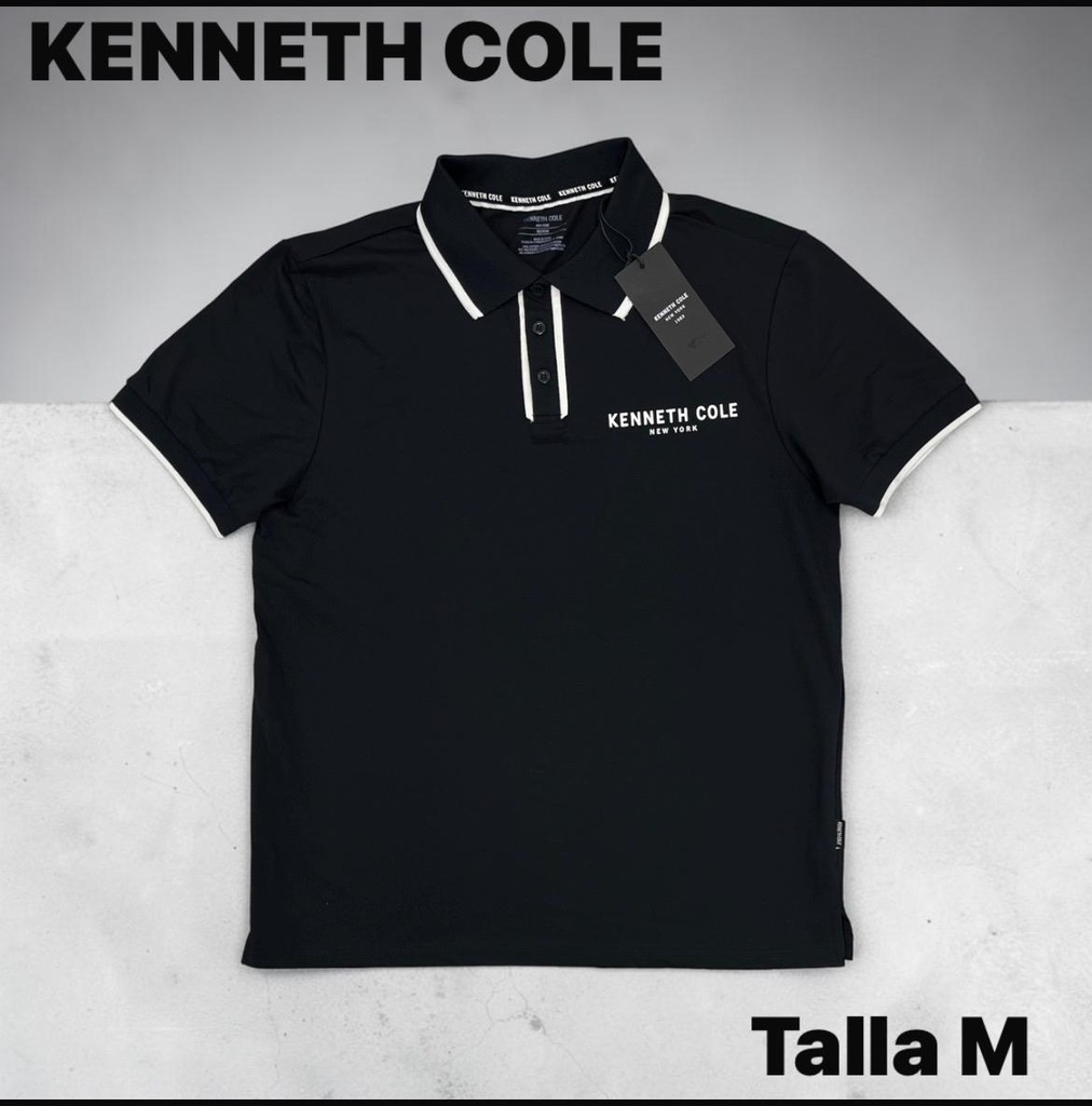 Playera KENNETH COLE negra resalta por las lineas blancas en el cuello talla M