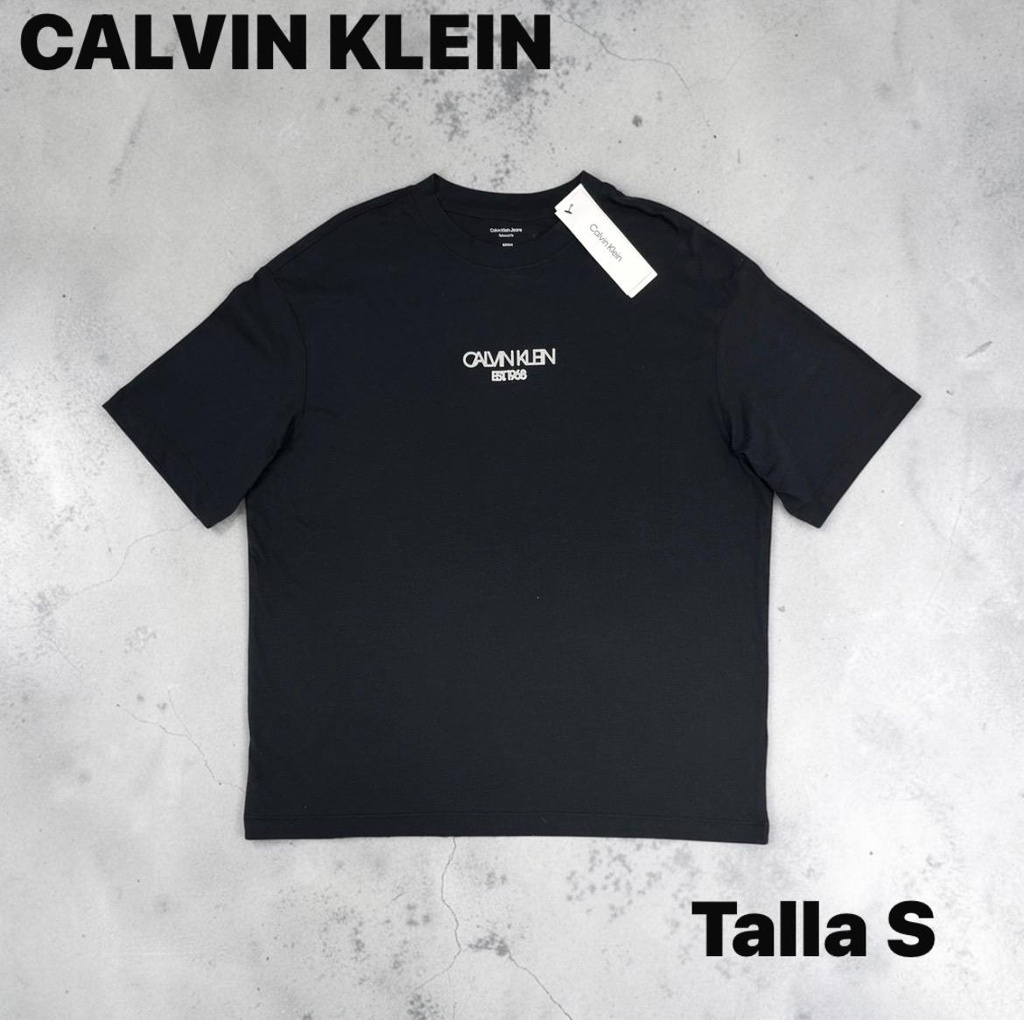 Playera calvin klein black talla S